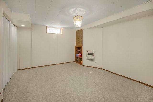 5030 Ewing Avenue N, Brooklyn Center, MN 55429