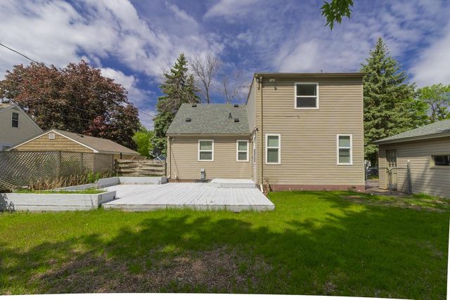 5030 Ewing Avenue N, Brooklyn Center, MN 55429