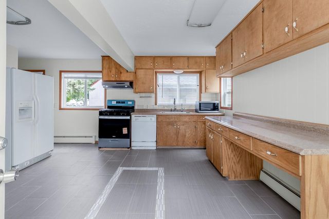 5030 Ewing Avenue N, Brooklyn Center, MN 55429