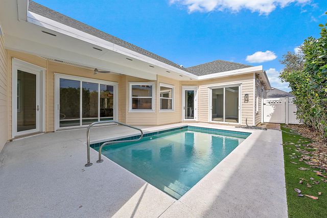 248 Honeysuckle Drive, Jupiter, FL 33458