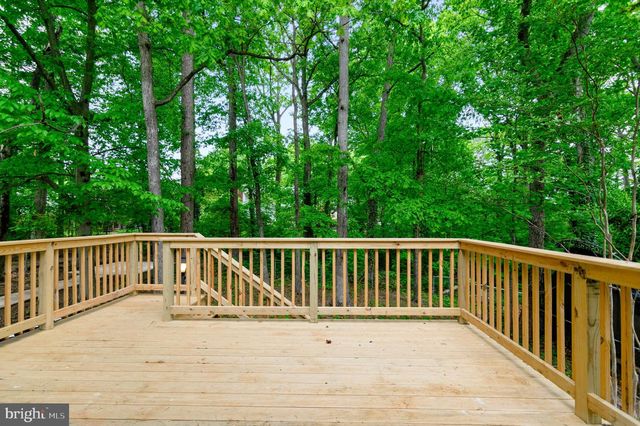 12530 OAKWOOD DR, Woodbridge, VA 22192