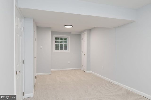 12530 OAKWOOD DR, Woodbridge, VA 22192