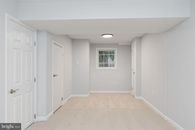 12530 OAKWOOD DR, Woodbridge, VA 22192