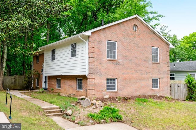 12530 OAKWOOD DR, Woodbridge, VA 22192
