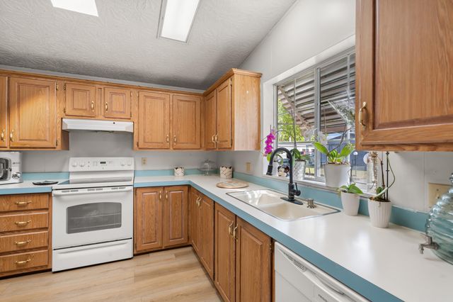 640 Hedy Jayne, Medford, OR 97501