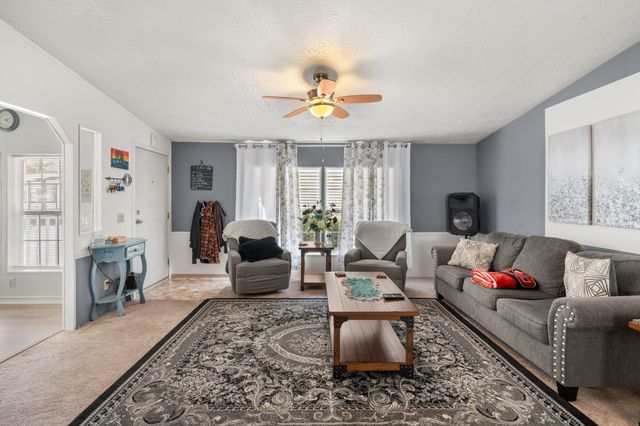 640 Hedy Jayne, Medford, OR 97501