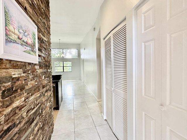 1917 NW 94TH AV 204A, Coral Springs, FL 33071