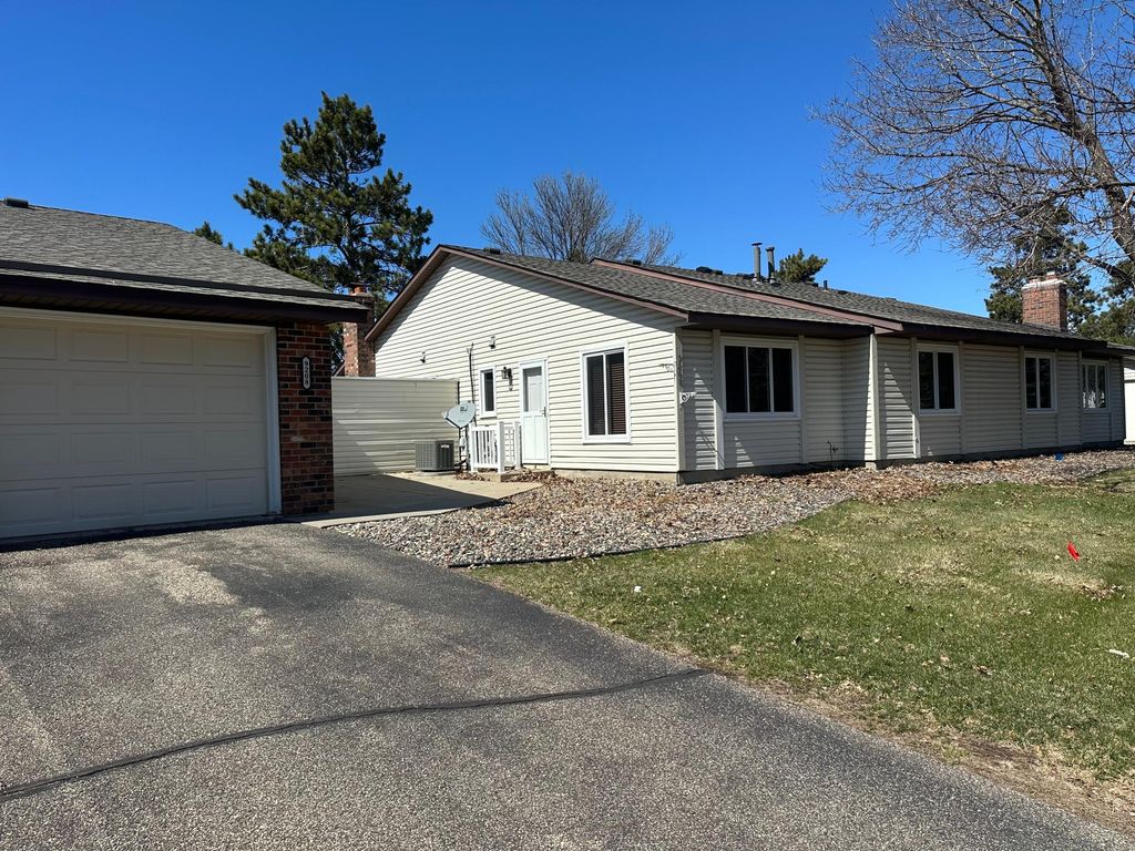 9208 Indian Boulevard S, Cottage Grove, MN 55016 — exterior