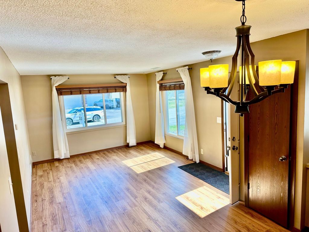 9208 Indian Boulevard S, Cottage Grove, MN 55016 — photo 4