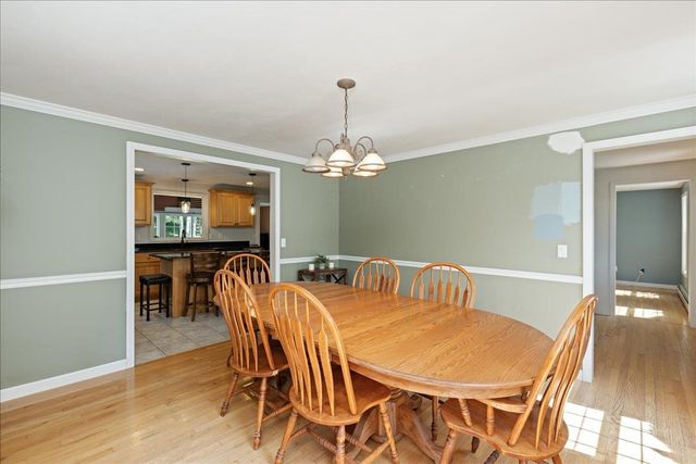 71 Pond Street, Newton, NH 03858