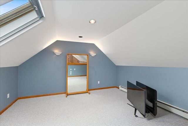 71 Pond Street, Newton, NH 03858