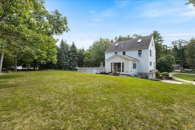 71 Pond Street, Newton, NH 03858