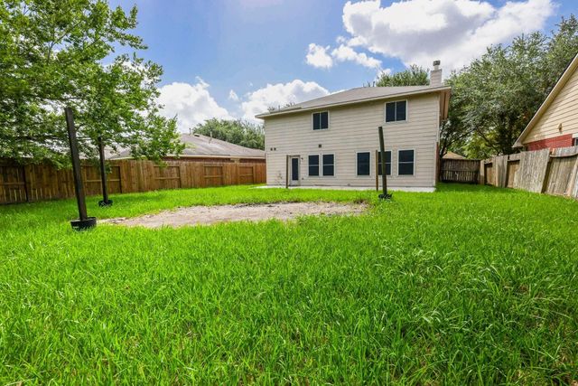 21122 Amber Crossing Drive, Richmond, TX 77406