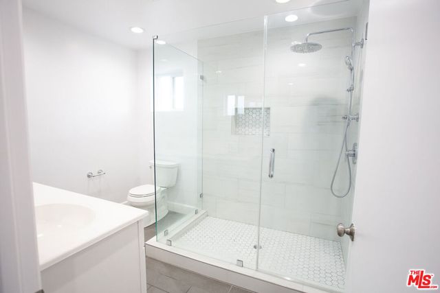 11674 La Grange Avenue, Los Angeles, CA 90025