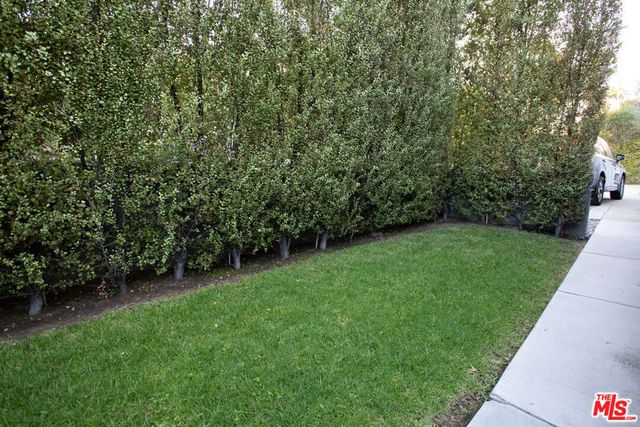 11674 La Grange Avenue, Los Angeles, CA 90025