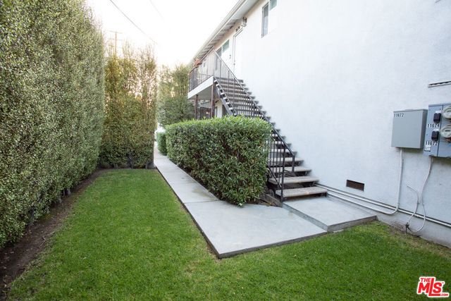 11674 La Grange Avenue, Los Angeles, CA 90025