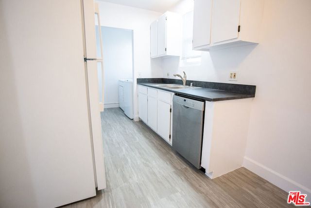 11674 La Grange Avenue, Los Angeles, CA 90025