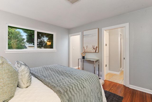 7477 21st St, Sacramento, CA 95822