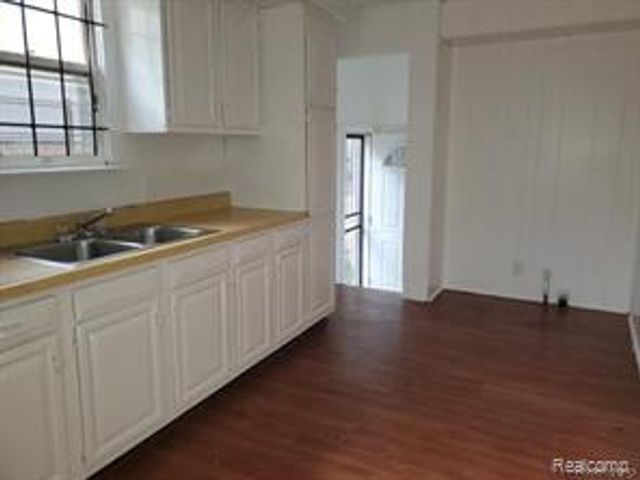 17186 Munich Street, Detroit, MI 48224
