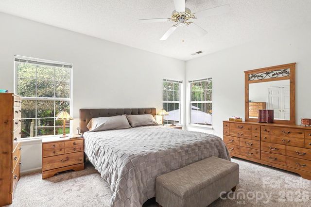 4710 Kirkgard Trail, Charlotte, NC 28269