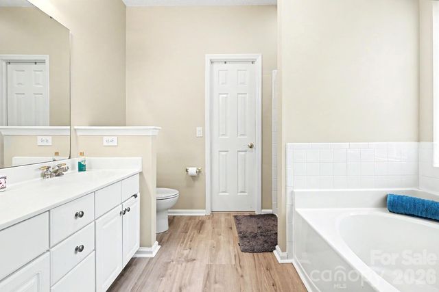4710 Kirkgard Trail, Charlotte, NC 28269