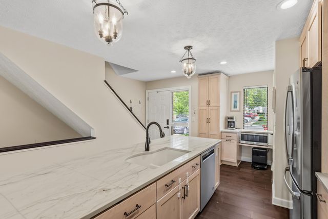 2685 Cedar Lake Drive, Dublin, OH 43016
