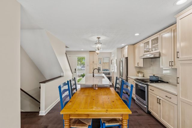 2685 Cedar Lake Drive, Dublin, OH 43016
