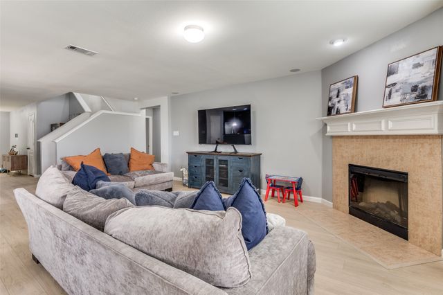 1208 Foster Street, Cedar Hill, TX 75104