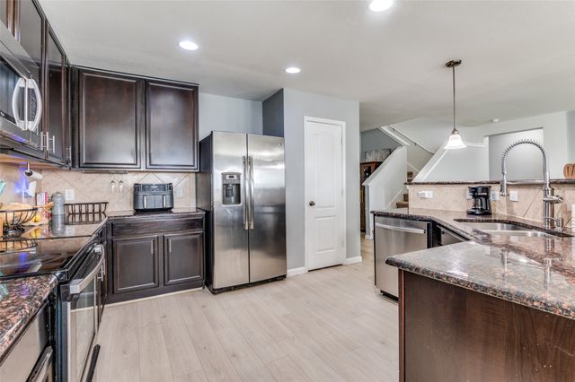 1208 Foster Street, Cedar Hill, TX 75104