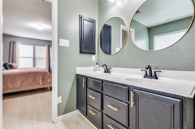1208 Foster Street, Cedar Hill, TX 75104
