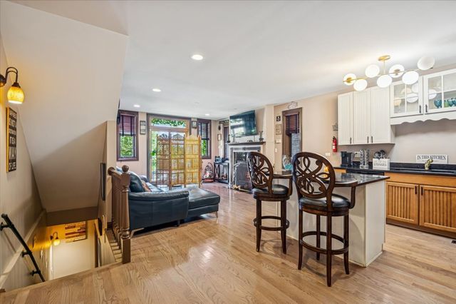 6328 S Drexel Avenue 1, Chicago, IL 60637