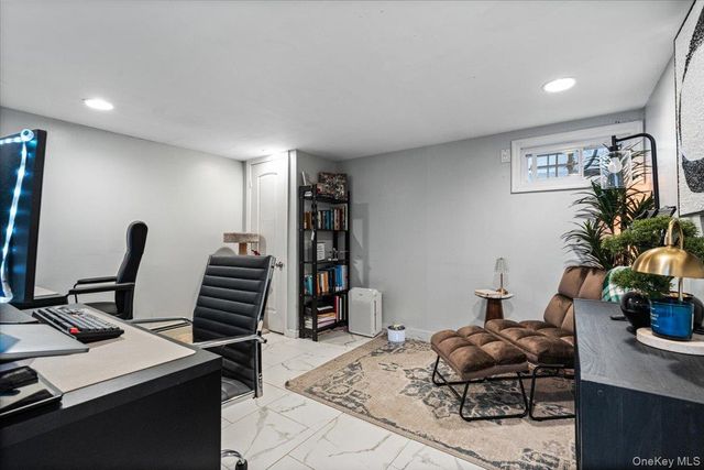 18710 121st Avenue, Saint Albans, NY 11412