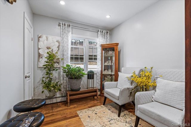 18710 121st Avenue, Saint Albans, NY 11412