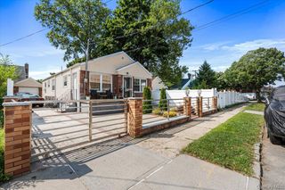 18710 121st Avenue, Saint Albans, NY 11412