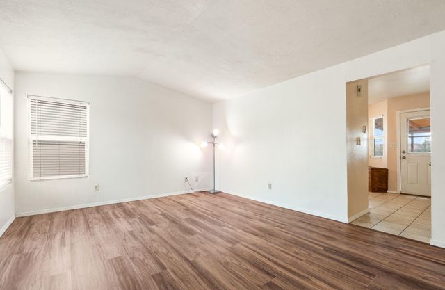 148 Pearl Drive NE, Rio Rancho, NM 87124