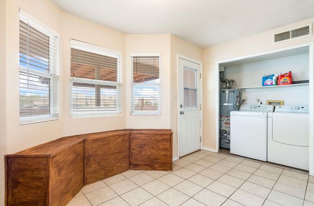 148 Pearl Drive NE, Rio Rancho, NM 87124