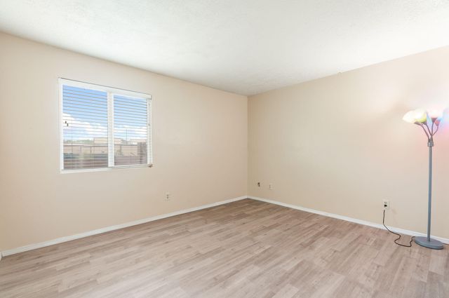 148 Pearl Drive NE, Rio Rancho, NM 87124