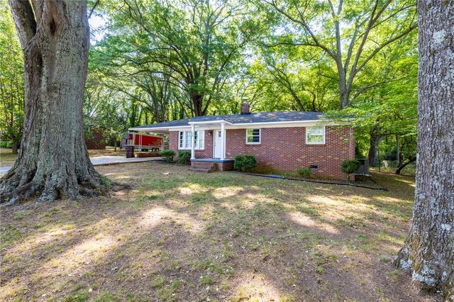 308 Buchanan Circle, Pendleton, SC 29670