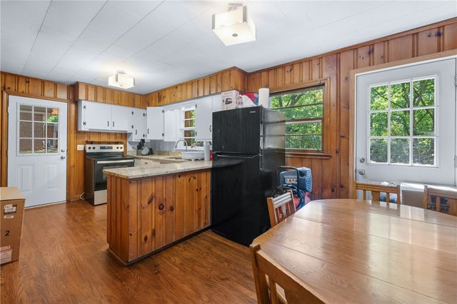 308 Buchanan Circle, Pendleton, SC 29670