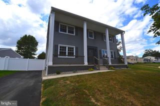 3 SEDGWICK RD, Hamilton, NJ 08690