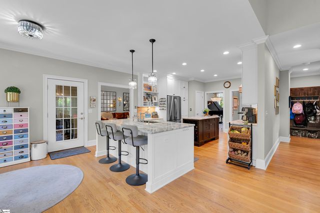 204 Parkside Drive, Simpsonville, SC 29681