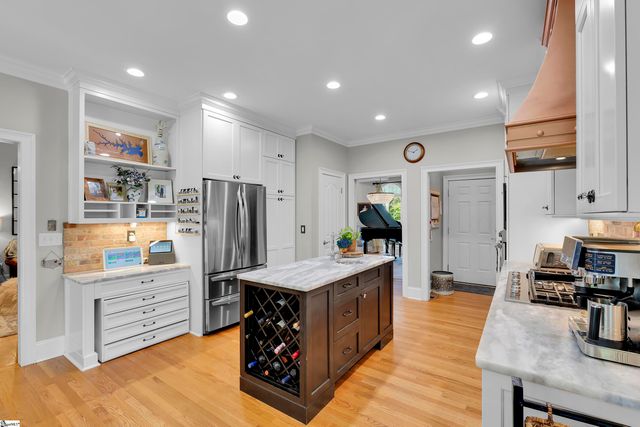 204 Parkside Drive, Simpsonville, SC 29681