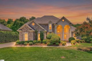 204 Parkside Drive, Simpsonville, SC 29681