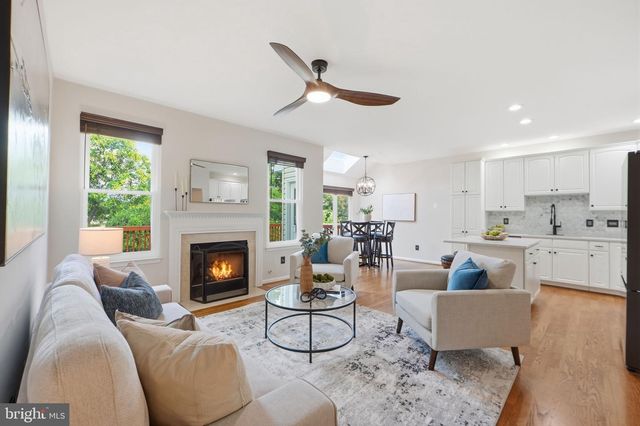 21549 TROWBRIDGE SQ, Ashburn, VA 20147