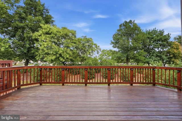 21549 TROWBRIDGE SQ, Ashburn, VA 20147