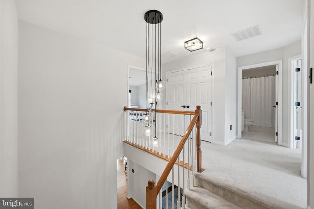 21549 TROWBRIDGE SQ, Ashburn, VA 20147