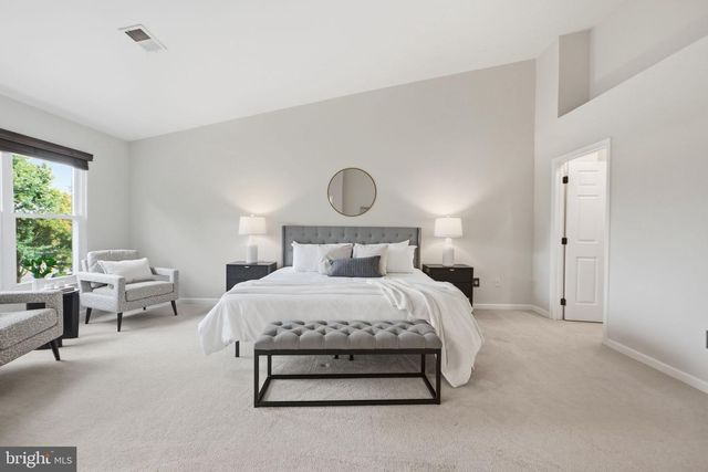 21549 TROWBRIDGE SQ, Ashburn, VA 20147