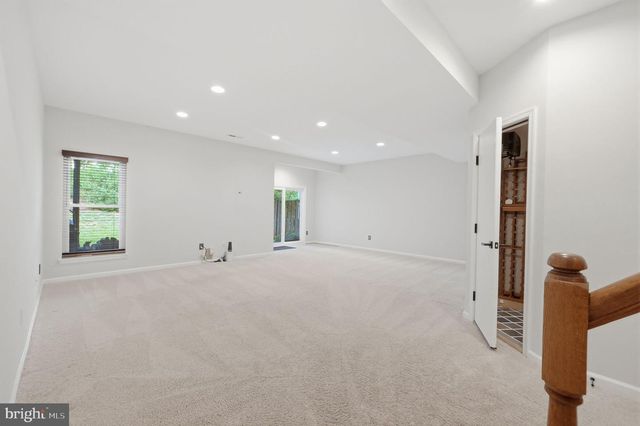 21549 TROWBRIDGE SQ, Ashburn, VA 20147
