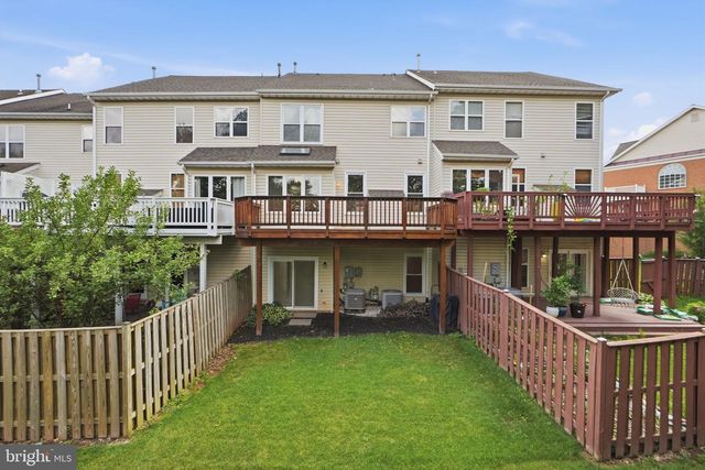 21549 TROWBRIDGE SQ, Ashburn, VA 20147