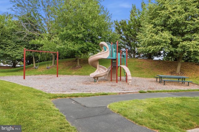 21549 TROWBRIDGE SQ, Ashburn, VA 20147